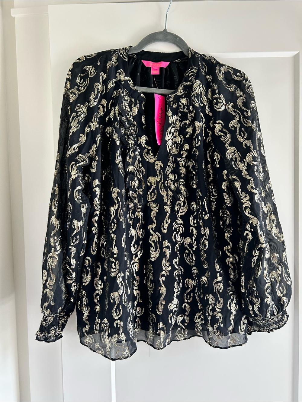 Lilly Pulitzer Black Blouse with Gold Metallic Swirl Pattern